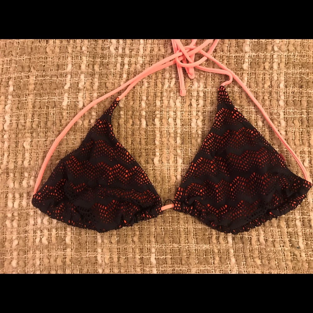 ~~ SWIM TOP~~